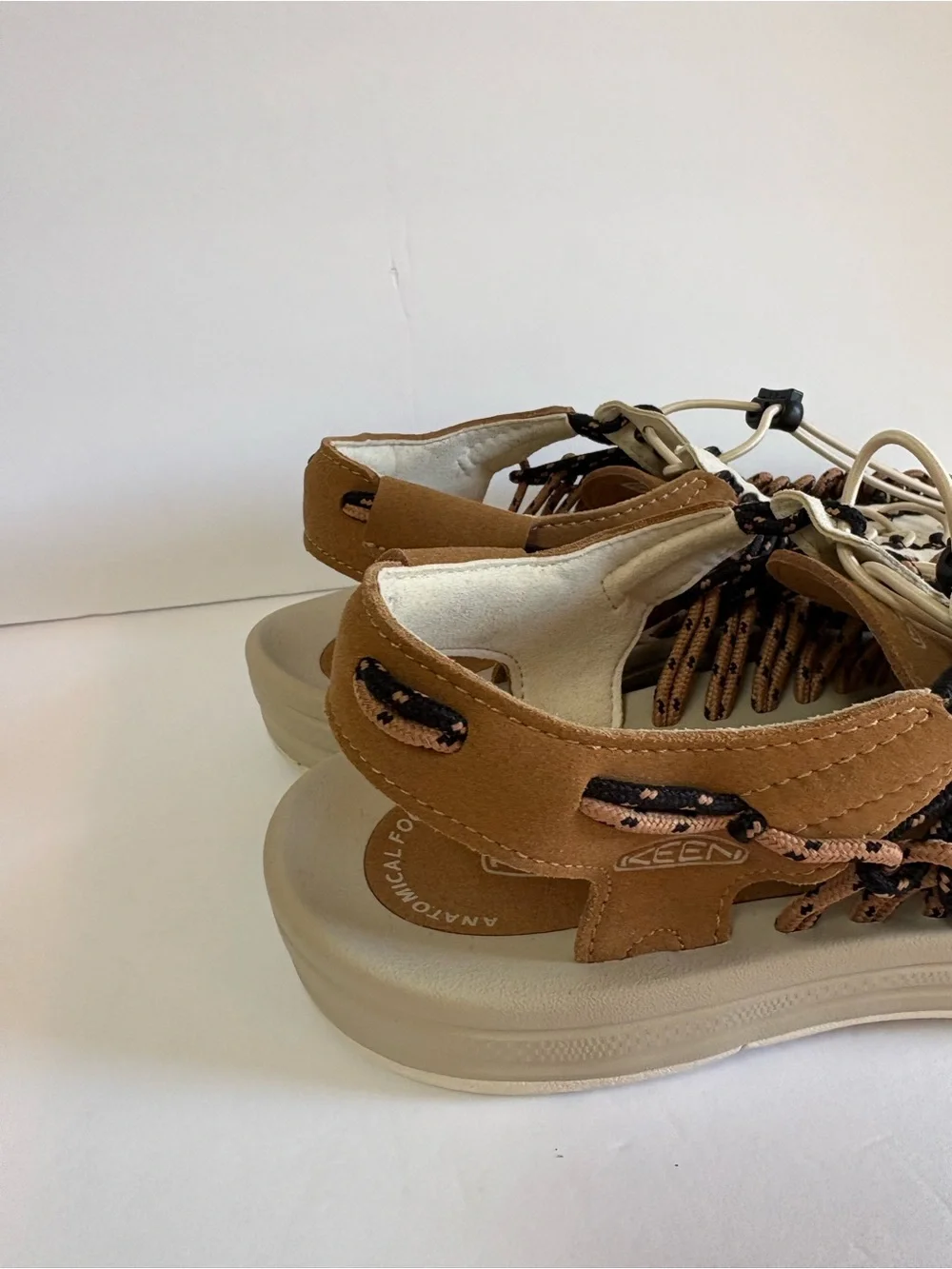 Keen nwt men’s